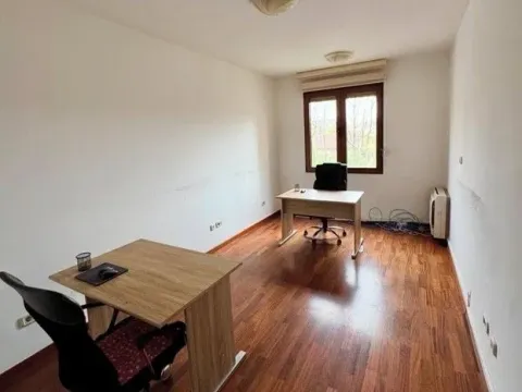 Prodaja, dvosoban stan, 105m², Preko Morače, Podgorica - image 3