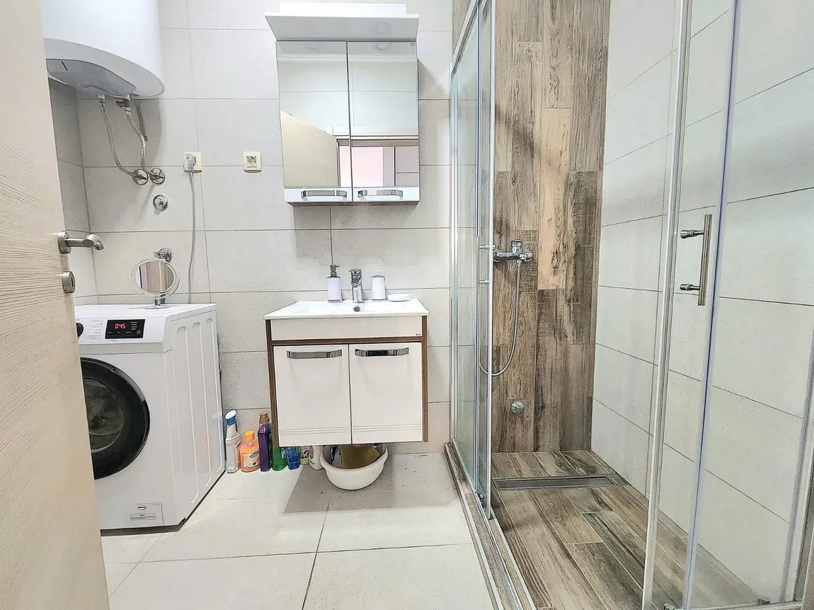 Rent, one bedroom apartment, 43m², Podkošljun, Budva