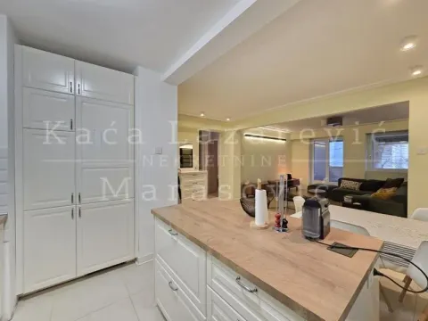 Izdavanje, četvorosoban stan, 99m², Gundulićev Venac, Beograd - image 8