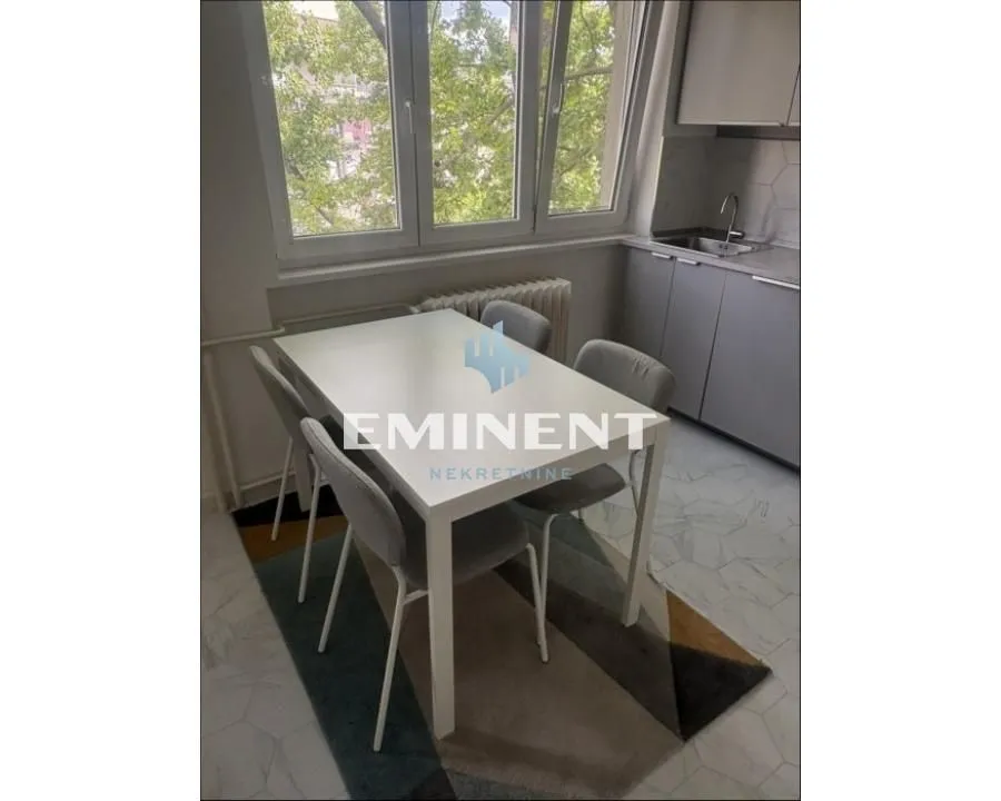 Rent, three bedroom apartment, 80m², Neimar, Vračar Sve Podlokacije