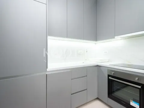 Izdavanje, jednosoban stan, 44m², New City, Podgorica - image 4