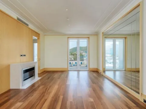 Prodaja, dvosoban stan, 93m², Porto Montenegro, Tivat - image 23