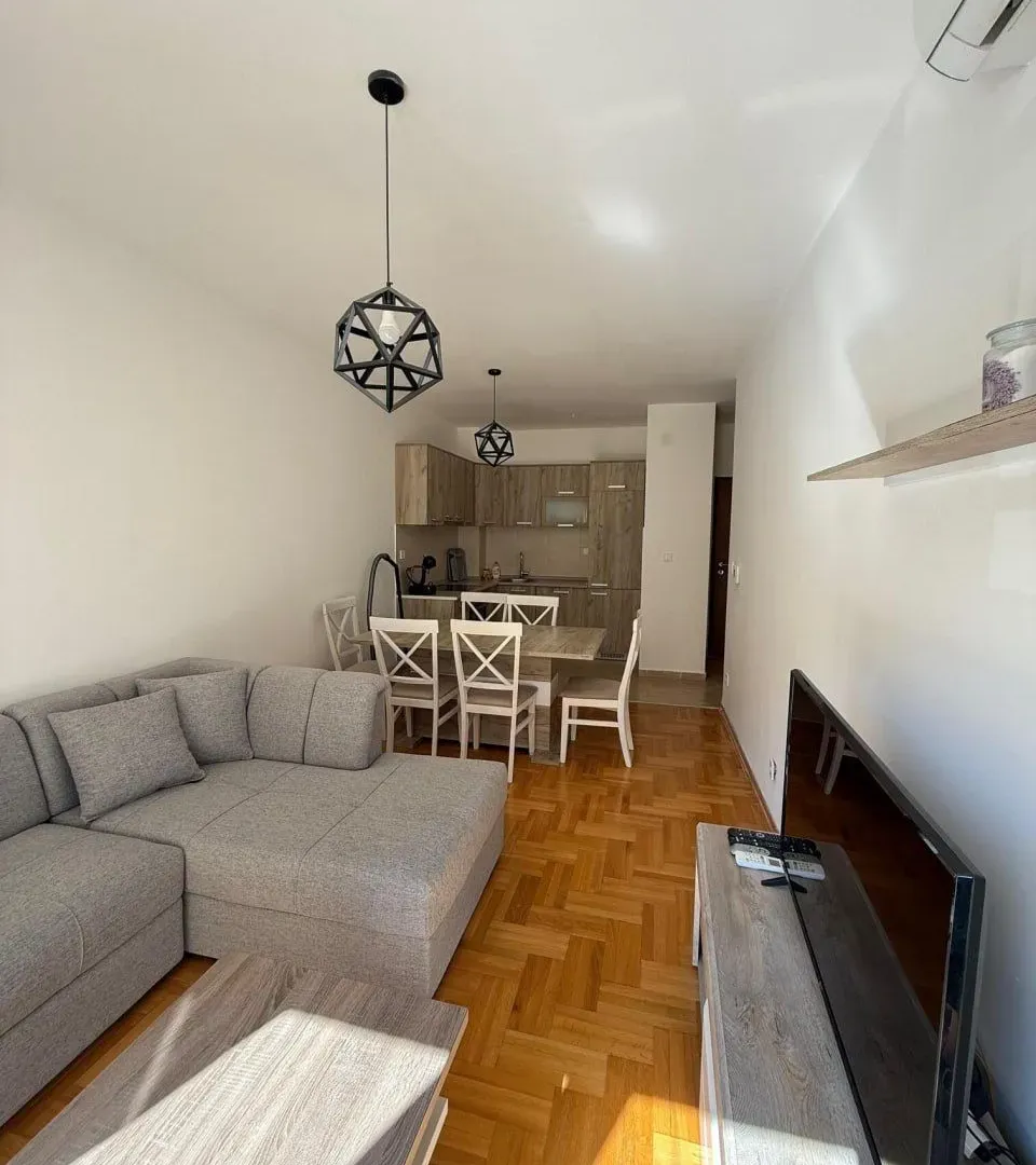 Prodaja, jednosoban stan, 40m², Maslinjak, Budva