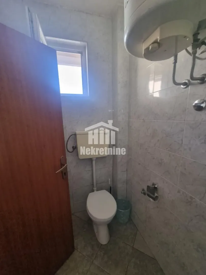 Izdavanje, dvosoban stan, 44m², Zemun Sve Podlokacije, Beograd