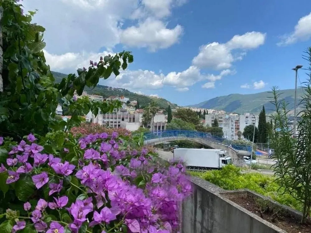Prodaja, kuća, 500m², Herceg Novi, Crna Gora