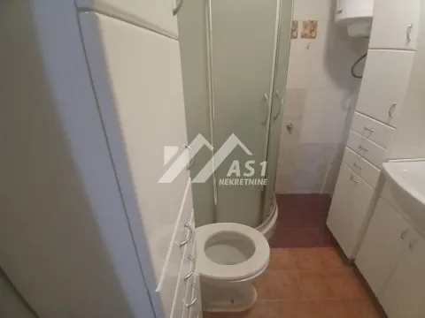 Izdavanje, jednosoban stan, 34m², Sajam, Novi Sad Sve Podlokacije - image 9