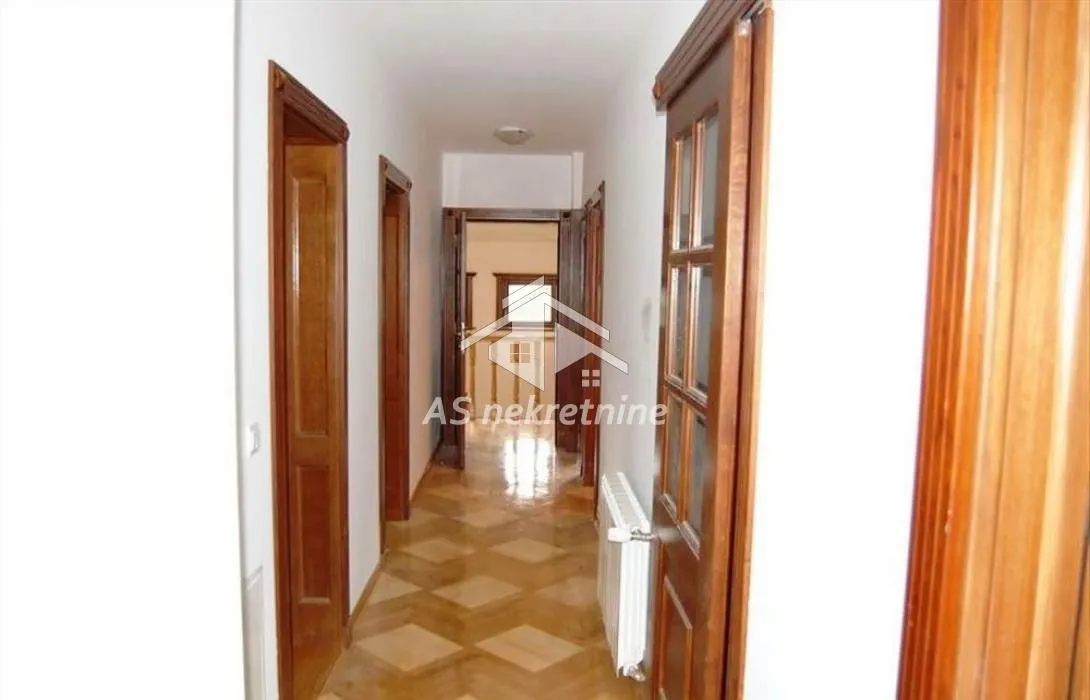 Rent, apartment, 250m², Savski Venac, Beograd