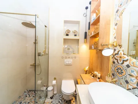 Izdavanje, dvosoban stan, 66m², Centar, Podgorica - image 11