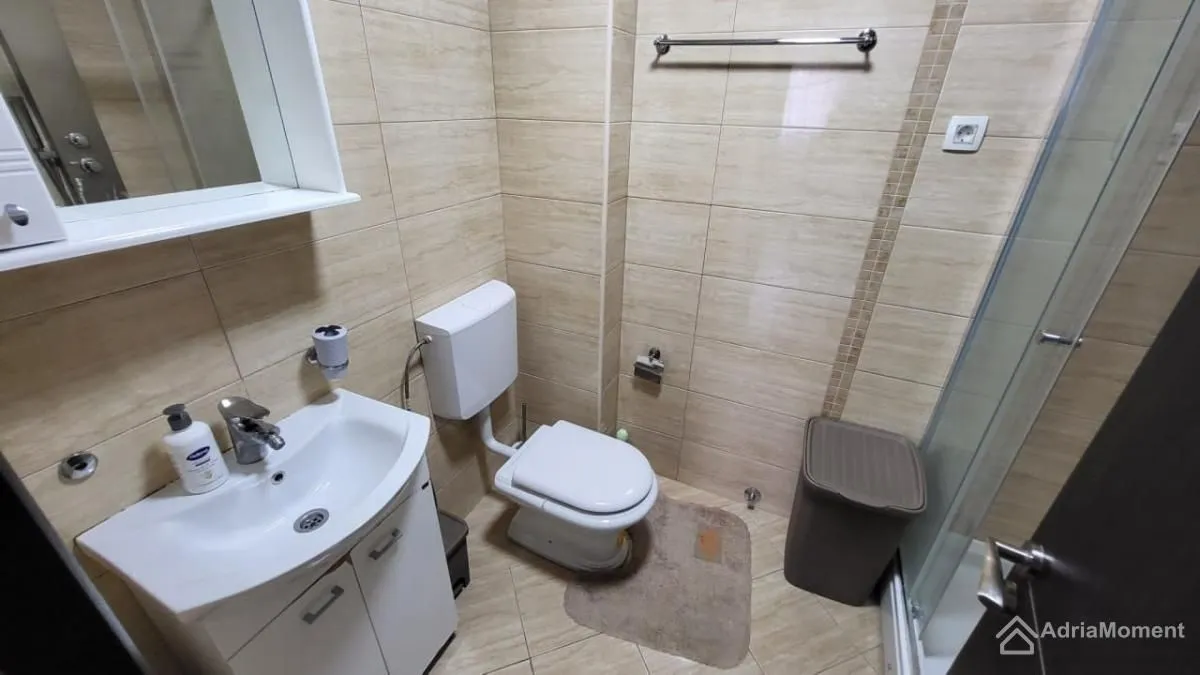 Prodaja, dvosoban stan, 67m², Bečići, Budva