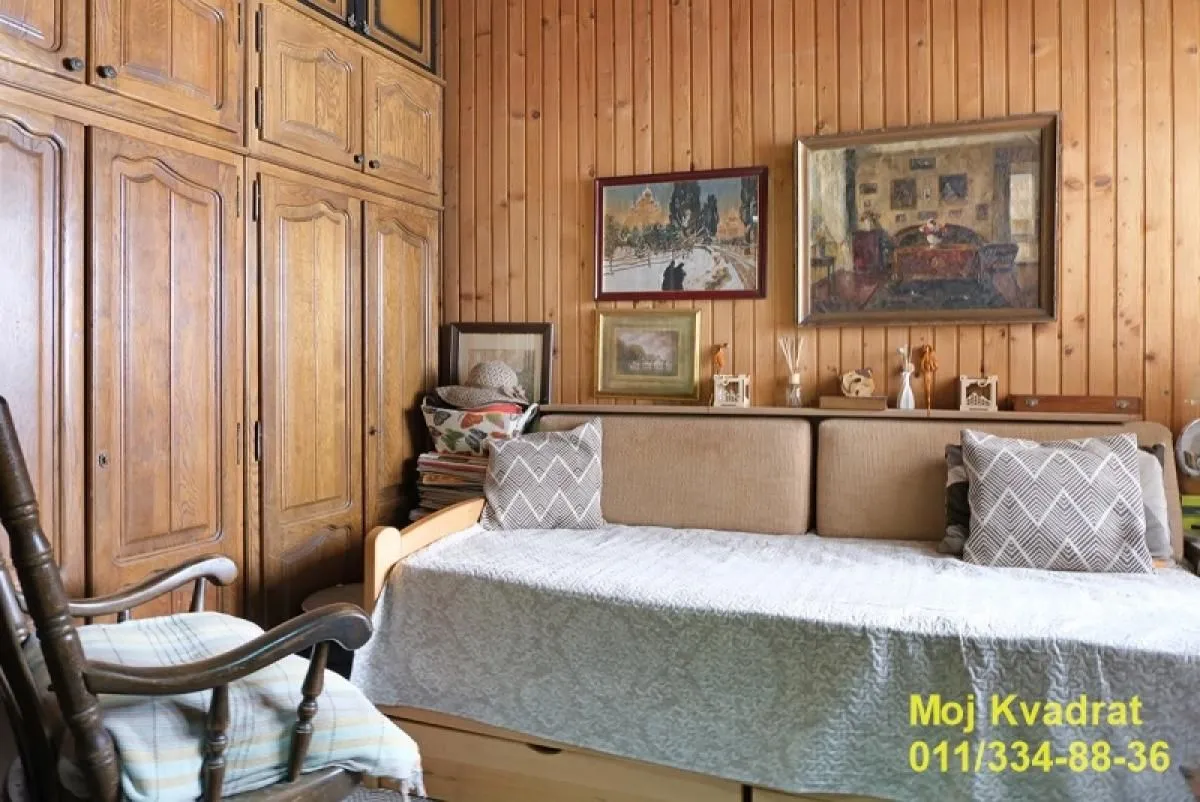 Sale, four bedroom apartment, 98m², Stari Grad, Beograd