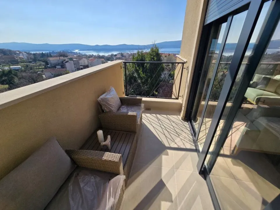 Rent, one bedroom apartment, 55m², Mažina, Tivat