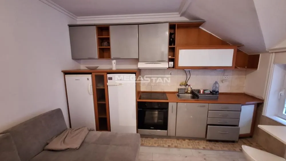 Prodaja, jednosoban stan, 26m², Zvezdara Sve Podlokacije, Beograd