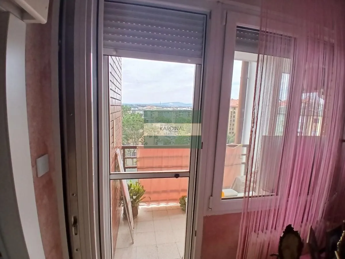 Prodaja, trosoban stan, 73m², Centar, Jagodina