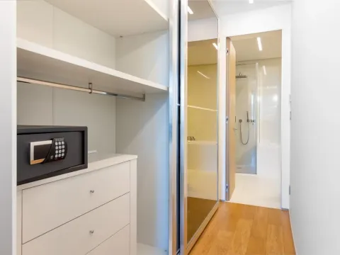 Sale, one bedroom apartment, 97m², Budva, Crna Gora - image 14