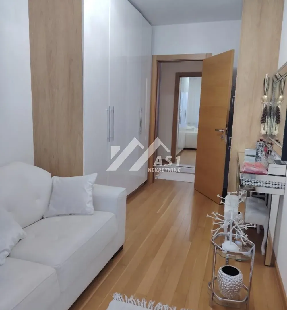 Prodaja, dvosoban stan, 73m², Novi Sad Sve Podlokacije, Novi Sad