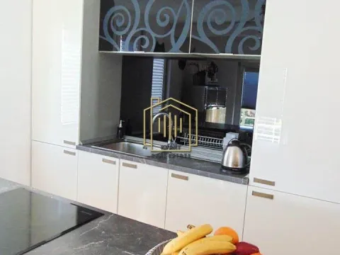 Rent, two bedroom apartment, 82m², Podgorica, Crna Gora - image 3