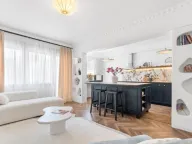 Rent, two bedroom apartment, 77m², Centar, Tivat - image 2