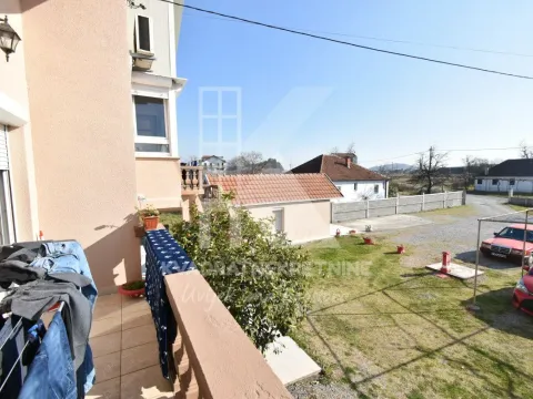 Izdavanje, kuća, 500m², Tološi, Podgorica - image 15