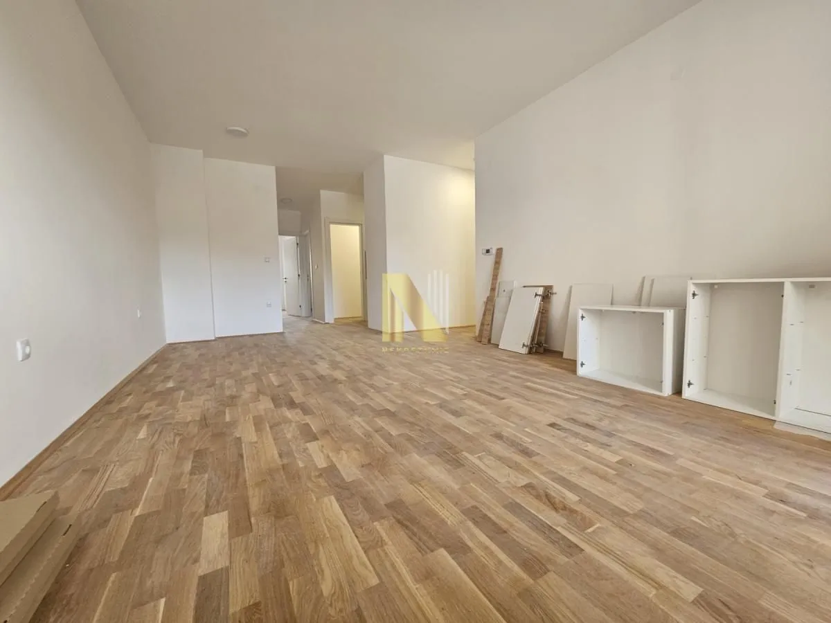 Izdavanje, trosoban stan, 72m², Podbara, Novi Sad Sve Podlokacije