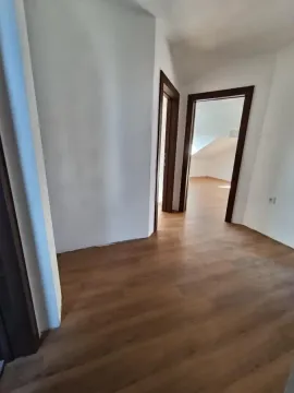 Prodaja, četvorosoban stan, 94m², Cara Dušana, Novi Sad Sve Podlokacije - image 6