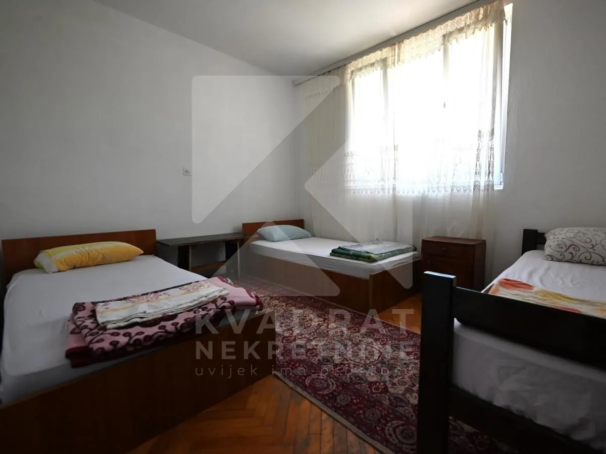 Prodaja, kuća, 370m², Stari Aerodrom, Podgorica
