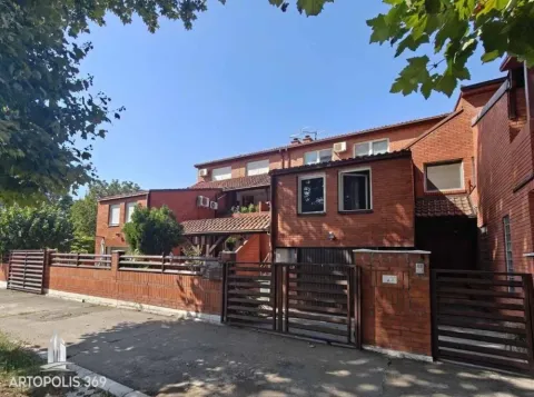 Rent, house, 230m², Bezanijska Kosa 1, Bežanijska Kosa Sve Podlokacije - image 1