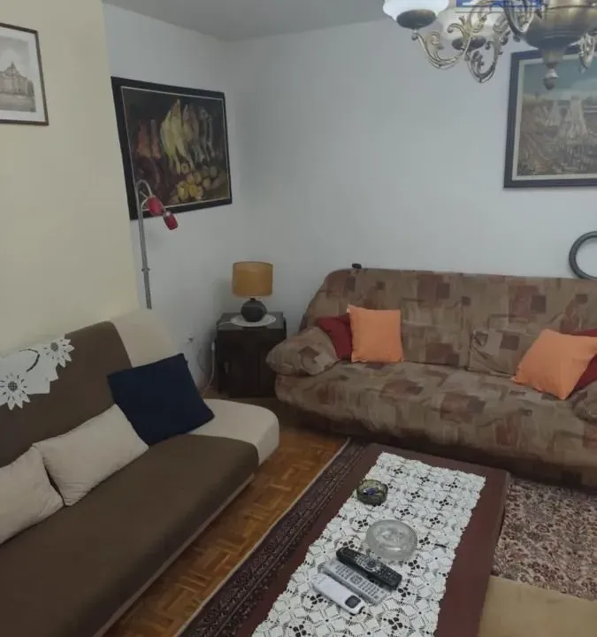 Izdavanje, trosoban stan, 80m², Novo naselje, Novi Sad