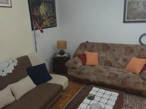 Izdavanje, trosoban stan, 80m², Novo naselje, Novi Sad - image 1
