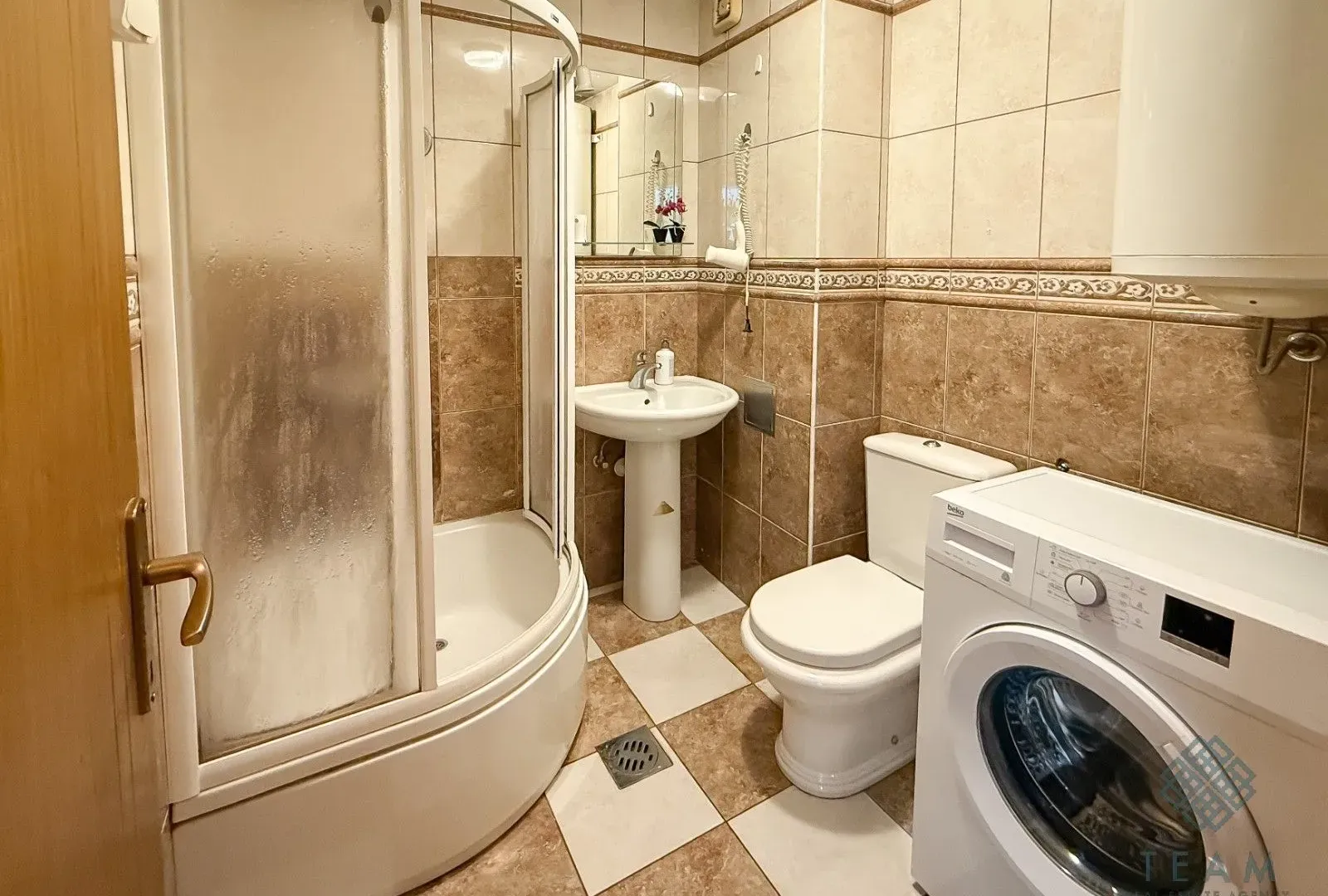 Rent, two bedroom apartment, 68m², Stari Aerodrom, Podgorica