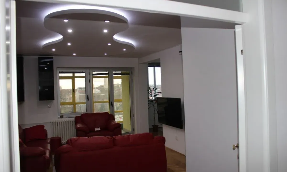 Prodaja, trosoban stan, 101m², Bulevar Oslobodjenja, Novi Sad Sve Podlokacije