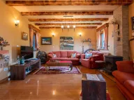 Sale, house, 200m², Motički gaj, Žabljak - image 5