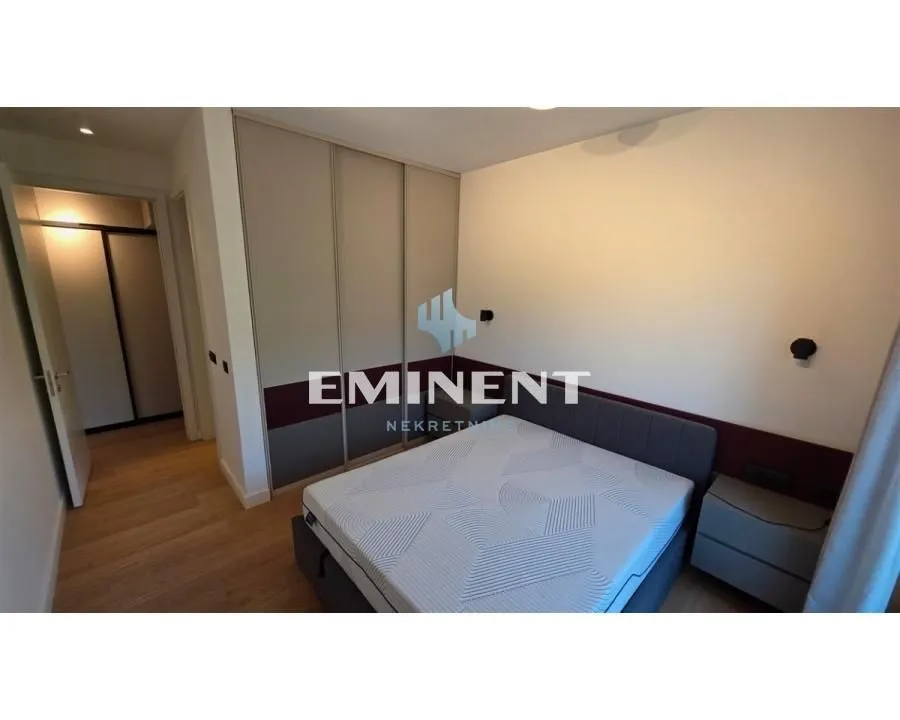 Rent, two bedroom apartment, 66m², Savski Venac, Beograd