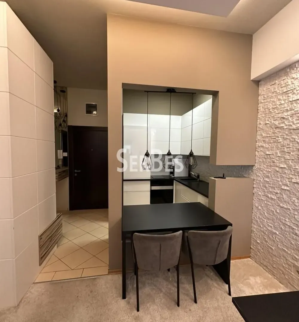 Izdavanje, dvosoban stan, 50m², Bulevar Oslobodjenja, Novi Sad Sve Podlokacije