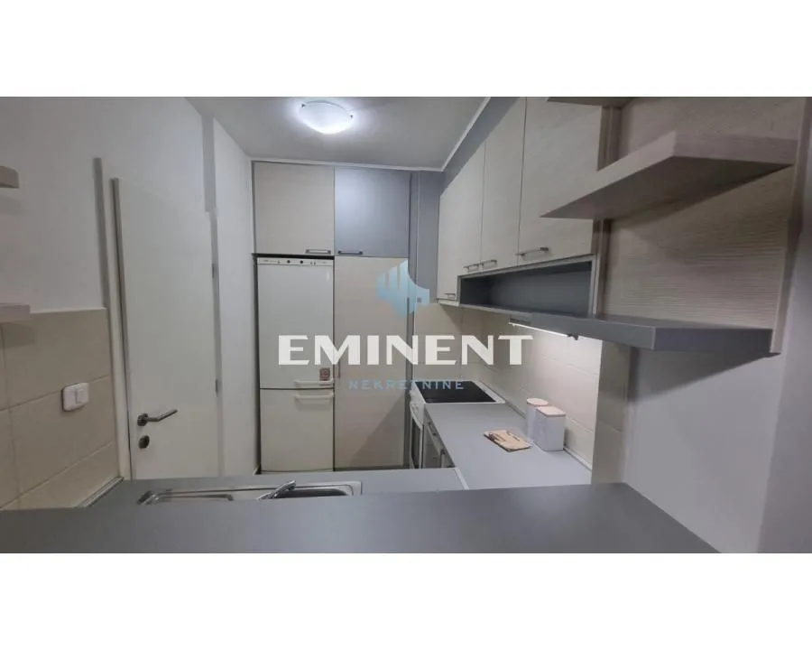 Rent, two bedroom apartment, 42m², Novi Beograd Blok 72, Novi Beograd Sve Podlokacije