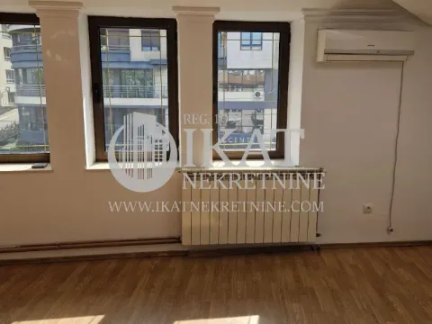 Izdavanje, poslovni prostor, 300m², Đeram Pijaca, Beograd - image 2