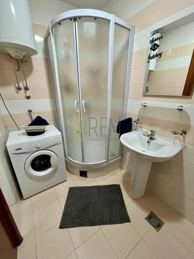 Izdavanje, jednosoban stan, 43m², Stari Aerodrom, Podgorica