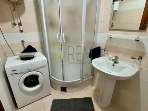 Izdavanje, jednosoban stan, 43m², Stari Aerodrom, Podgorica - image 4