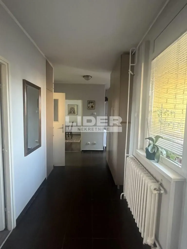 Prodaja, dvosoban stan, 67m², Novi Beograd Blok 37, Novi Beograd Sve Podlokacije