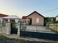 Izdavanje, kuća, 100m², Kakaricka Gora, Podgorica - image 6