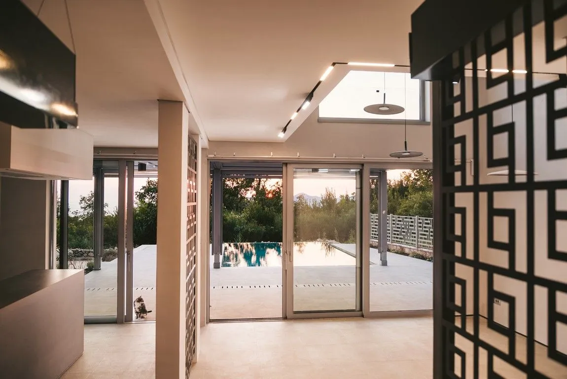 Sale, house, 231m², Blizikuće, Budva