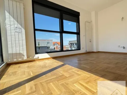 Prodaja, trosoban stan, 55m², Surčin, Beograd - image 4