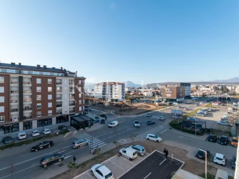 Rent, one bedroom apartment, 41m², Ljubović, Podgorica - image 10