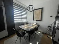 Prodaja, trosoban stan, 74m², Kalenić Pijaca, Vračar Sve Podlokacije - image 2