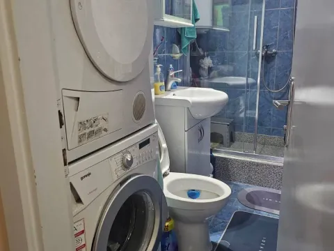 Prodaja, četvorosoban stan, 92m², Lepa Kata, Podgorica - image 4