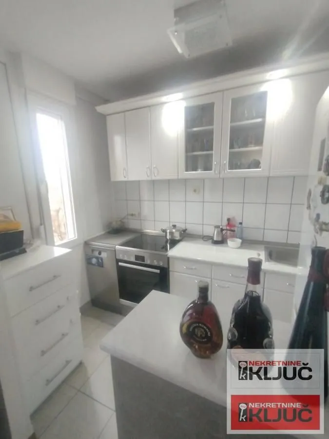 Prodaja, dvosoban stan, 54m², Novo naselje, Novi Sad