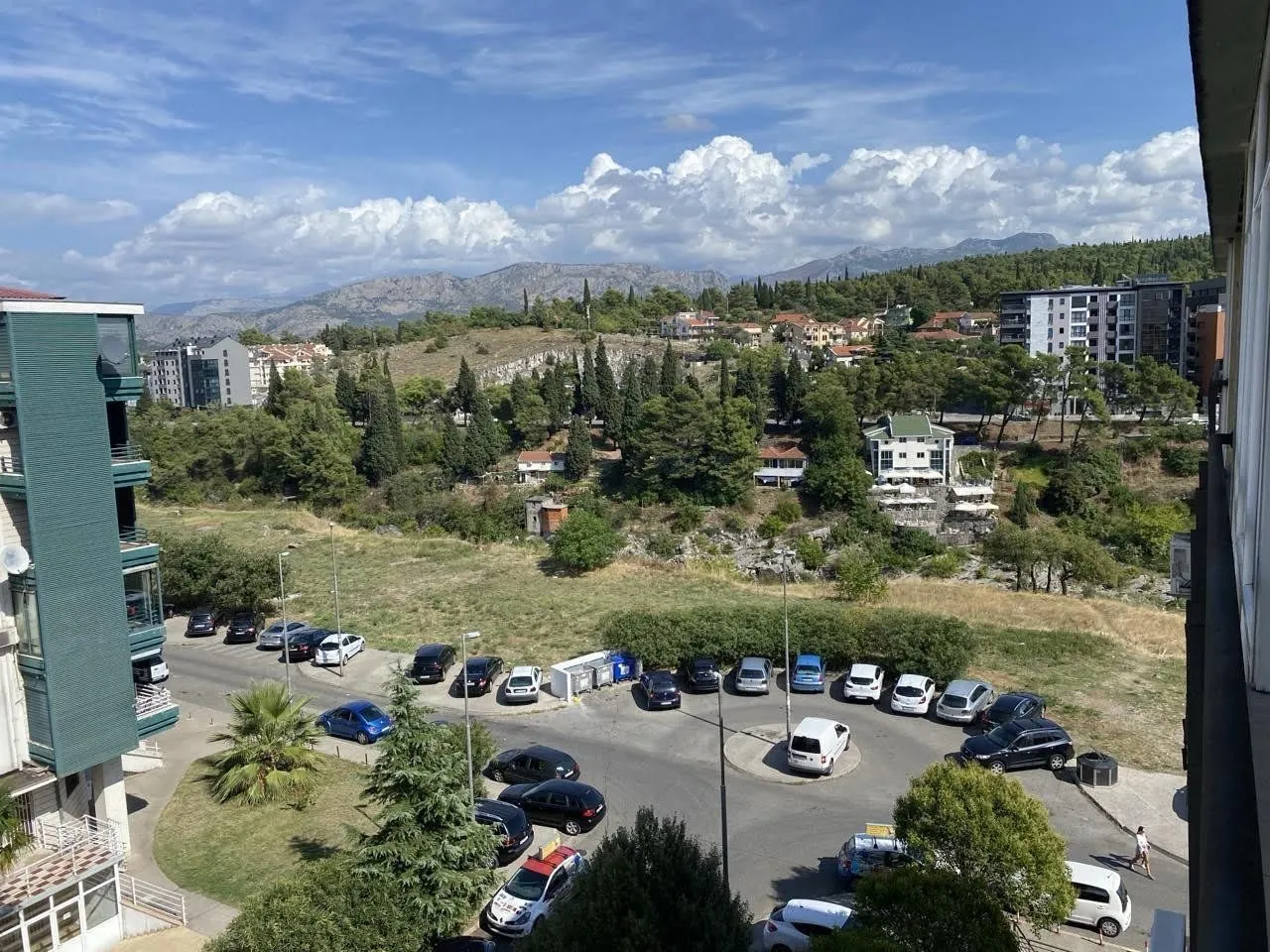 Izdavanje, jednosoban stan, 40m², Preko Morače, Podgorica