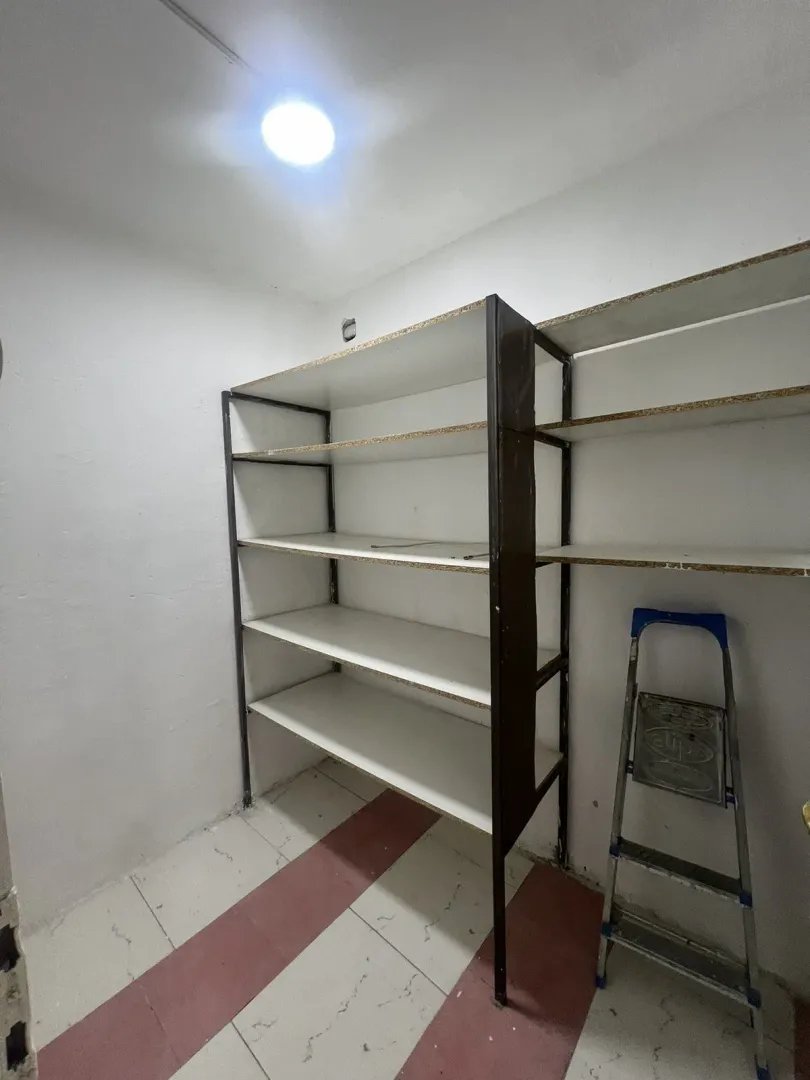 Izdavanje, četvorosoban stan, 110m², Blok 5, Podgorica