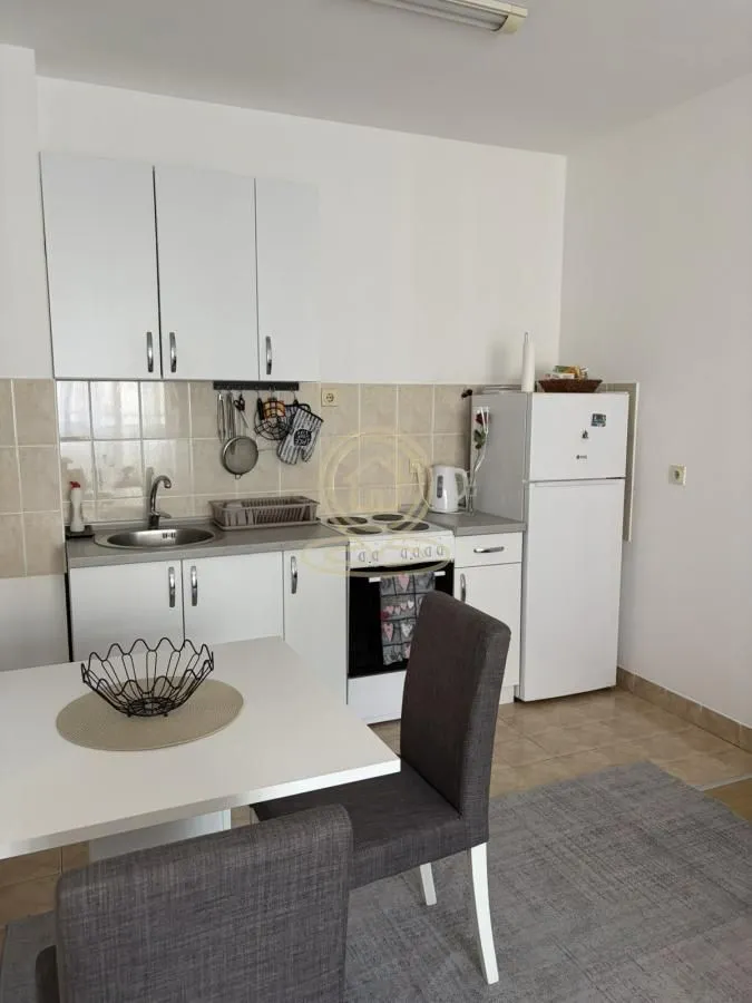 Izdavanje, jednosoban stan, 34m², Detelinara, Novi Sad Sve Podlokacije