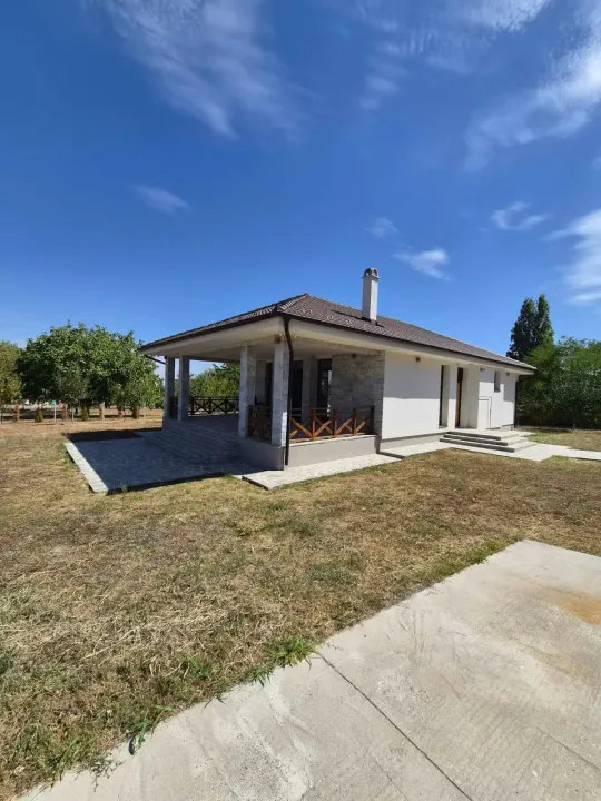 Prodaja, kuća, 149m², Čortanovci, Inđija