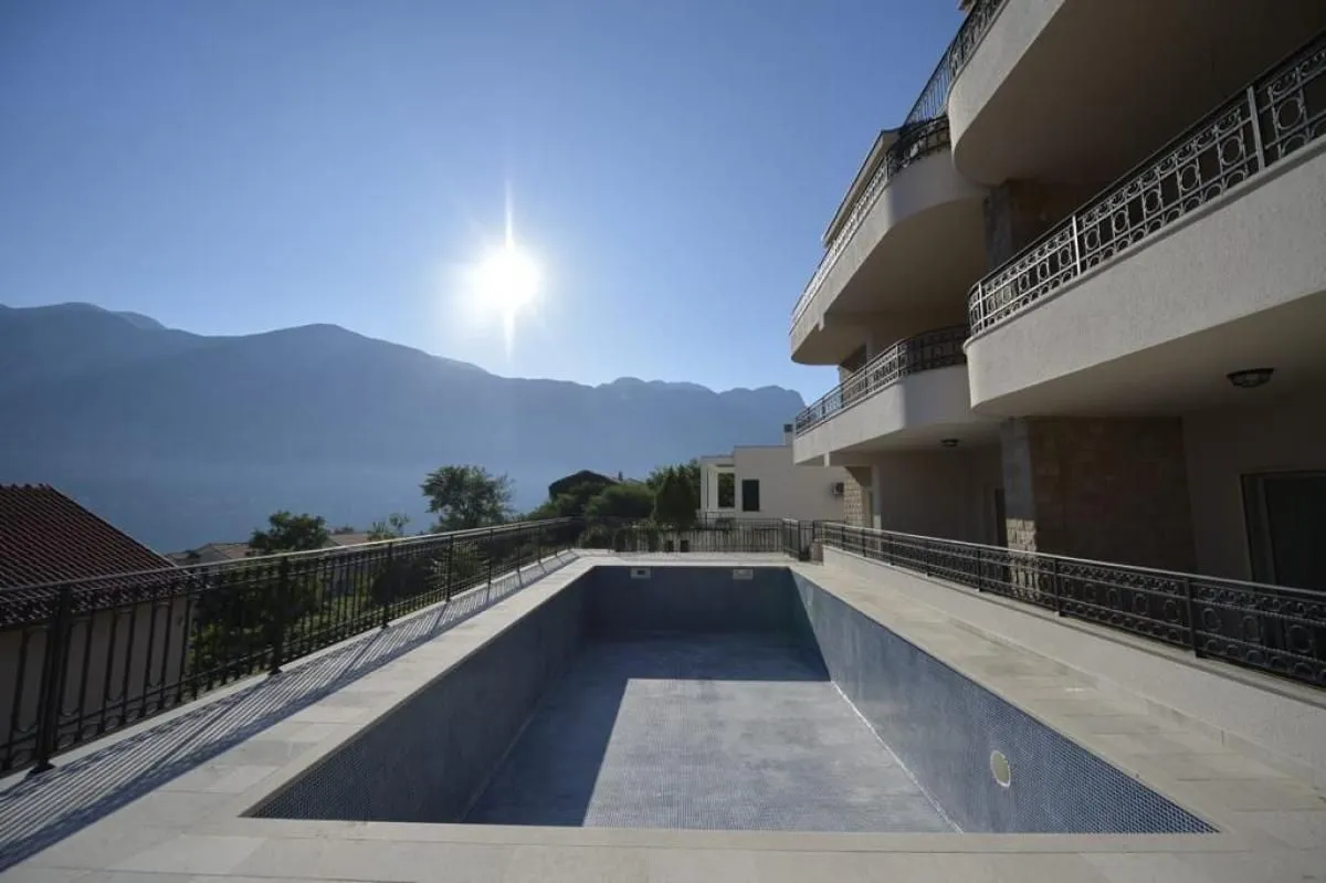 Sale, three bedroom apartment, 121m², Kotor, Crna Gora